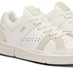 Men’s On THE ROGER Clubhouse Size 10.5